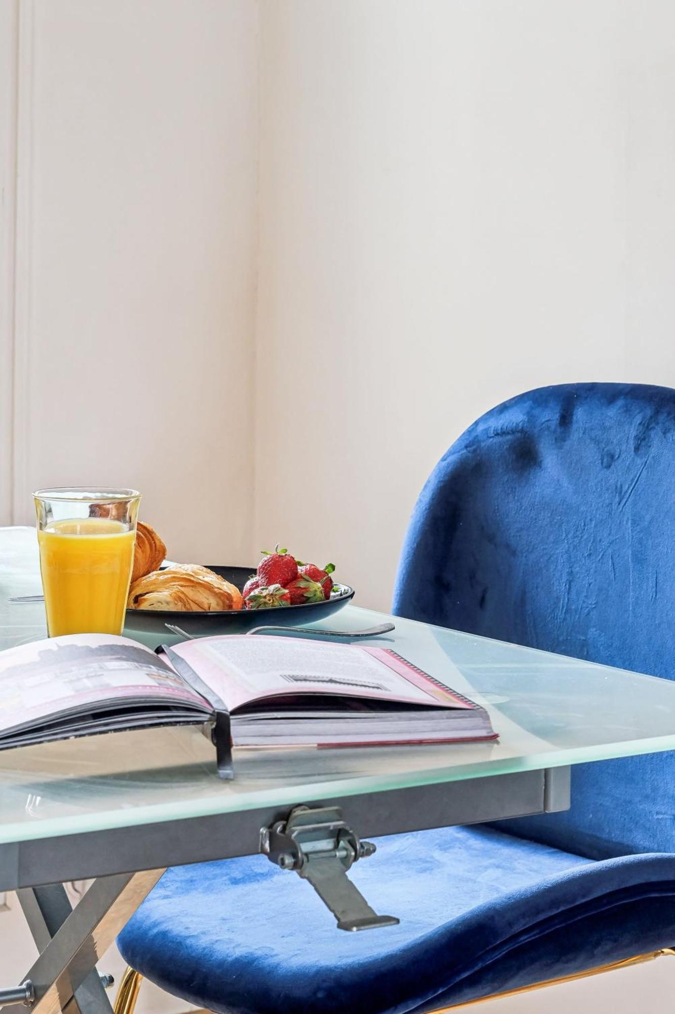 Flat Near Le Louvre Apartment Париж Екстериор снимка