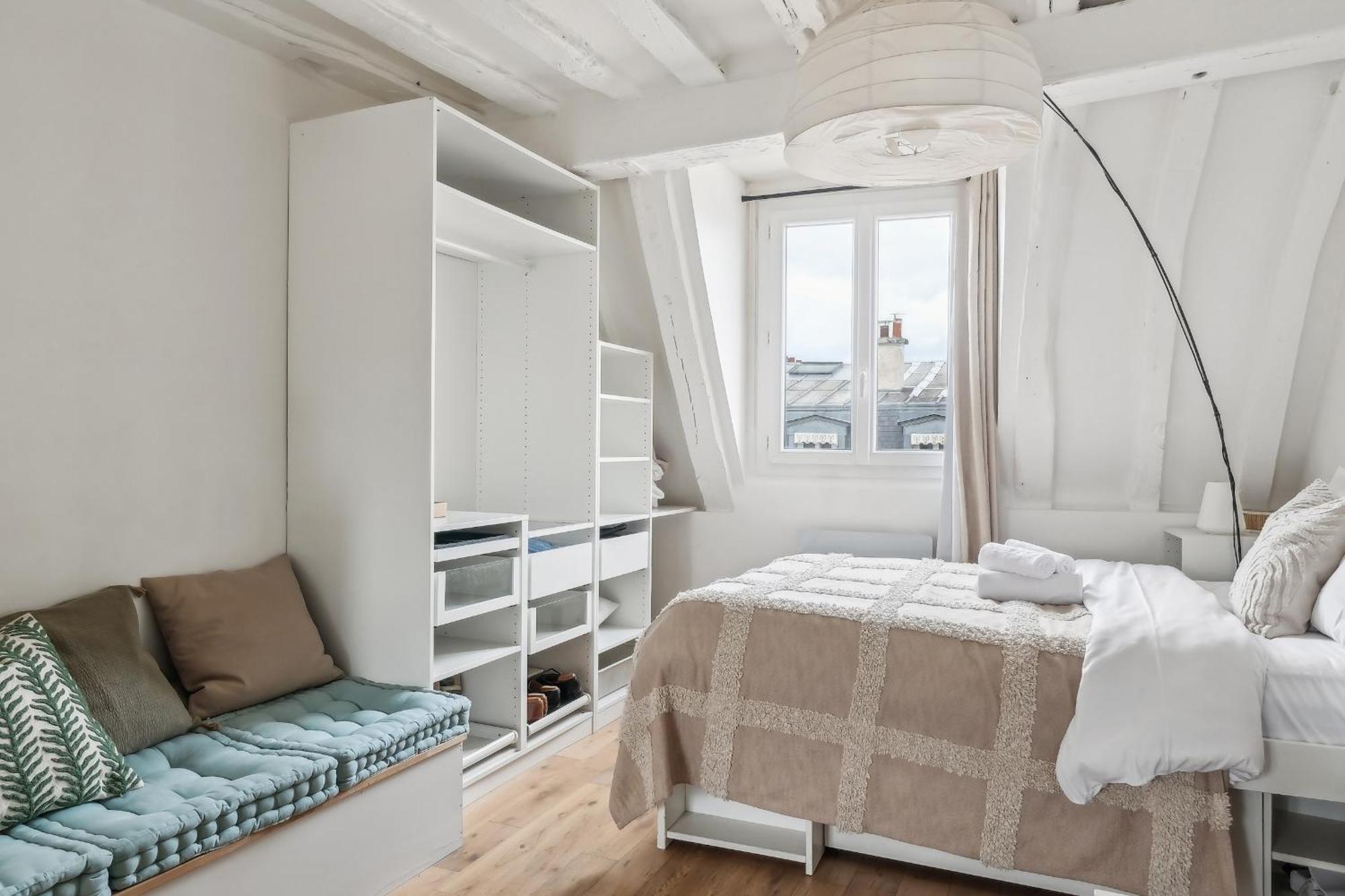 Flat Near Le Louvre Apartment Париж Екстериор снимка