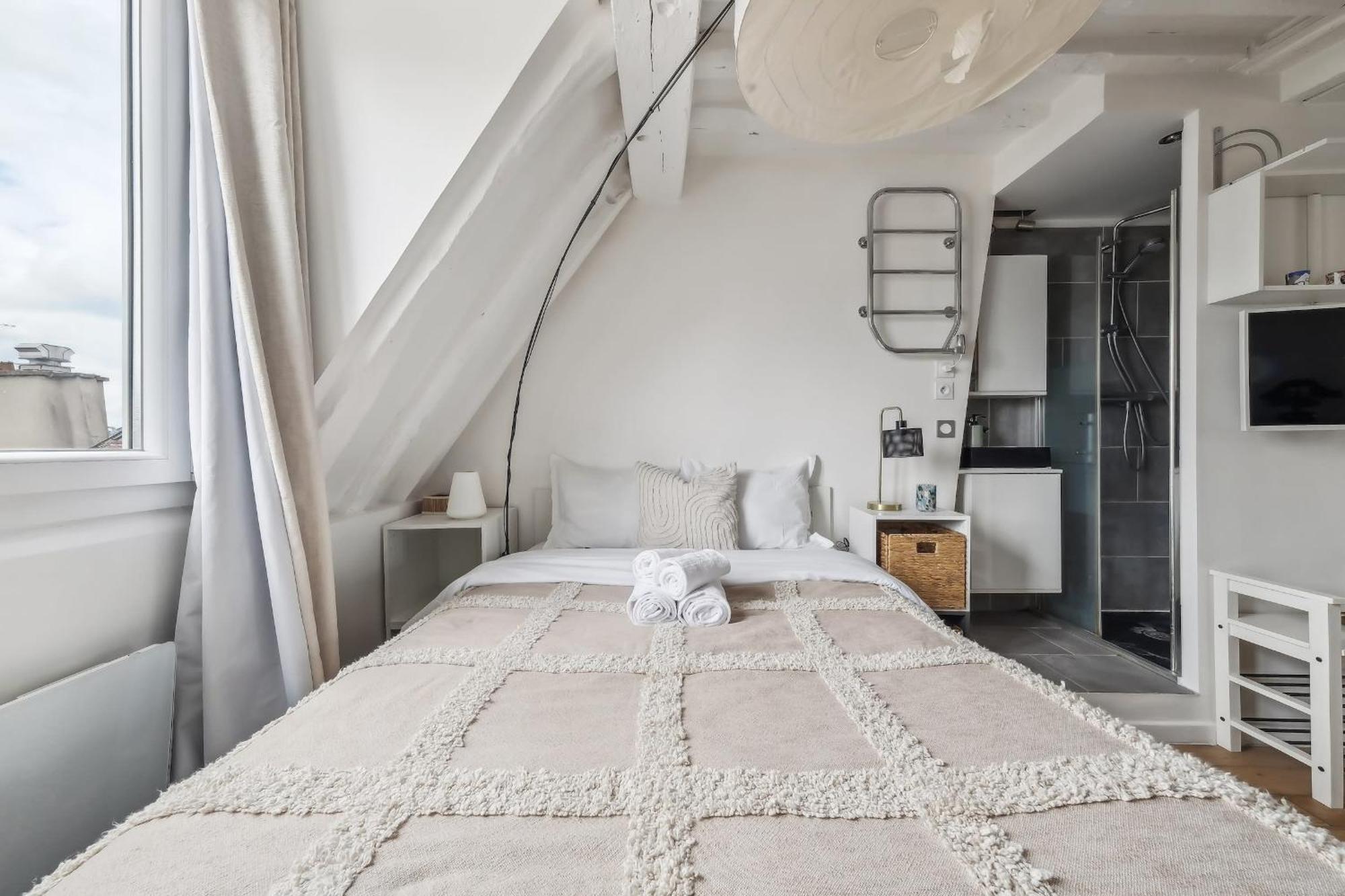 Flat Near Le Louvre Apartment Париж Екстериор снимка